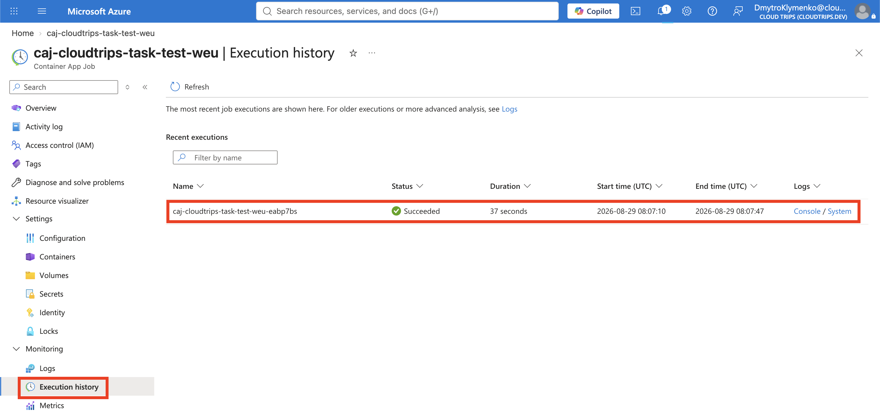 Execution history showing the manually started job execution with Succeeded status