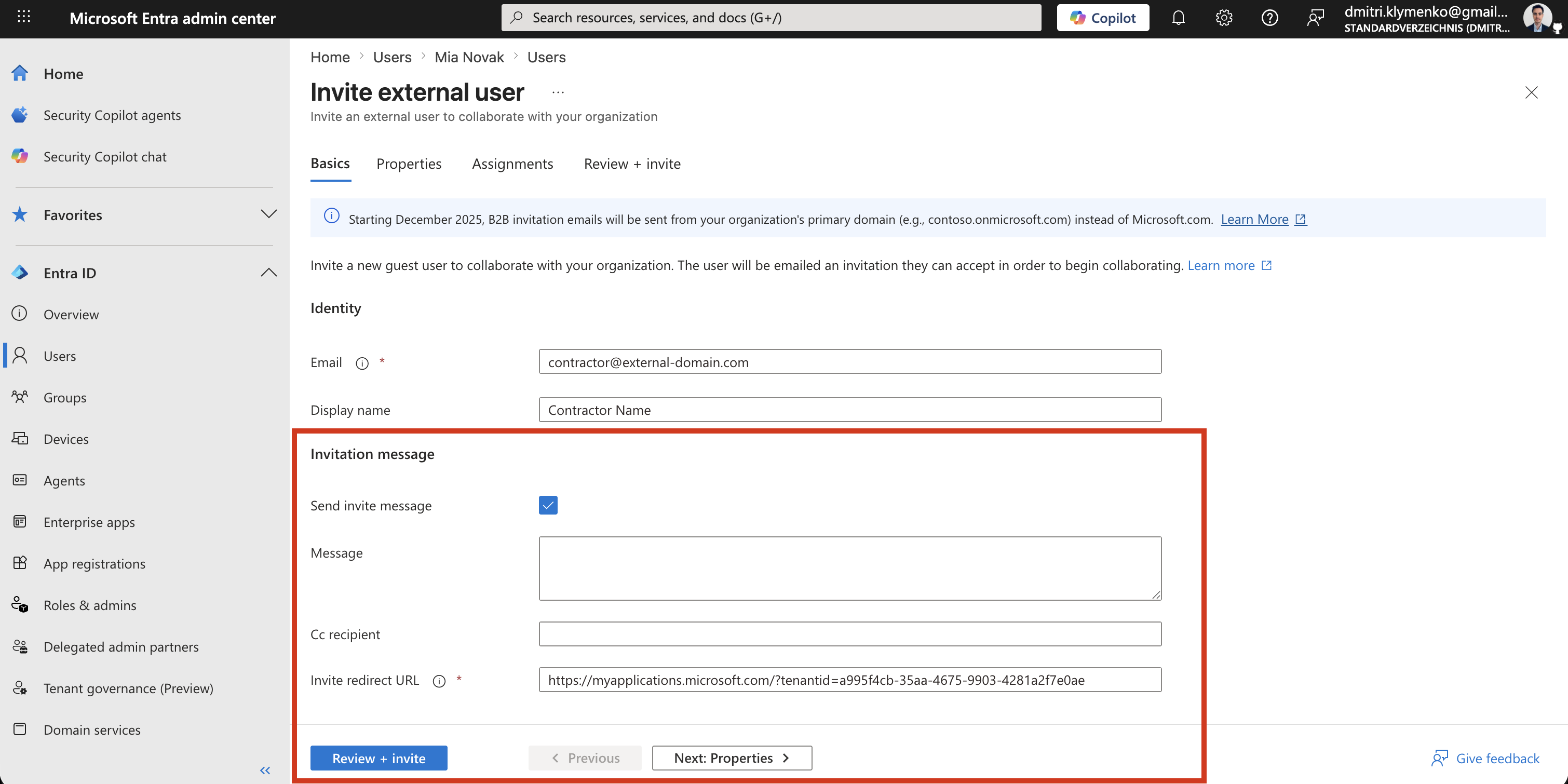 Microsoft Entra Invitation options-Bereich mit Weiterleitungs-URL und Nachrichtenfeld