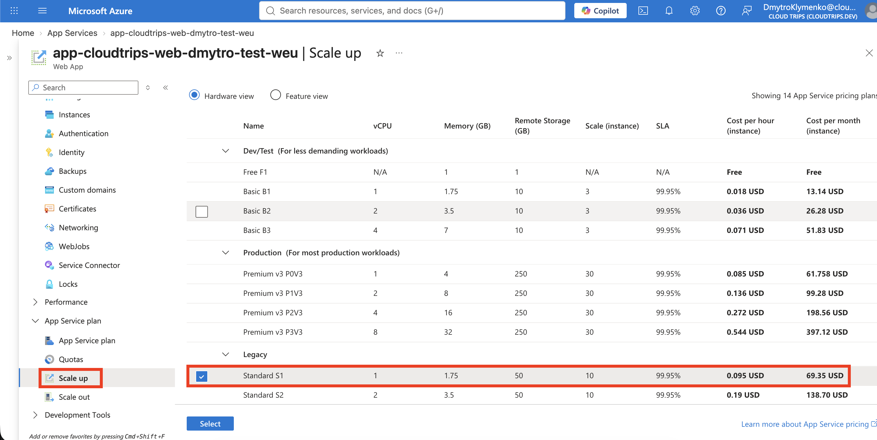 Scale-up-Seite der Web-App mit ausgewähltem Standard S1 im Abschnitt App Service plan