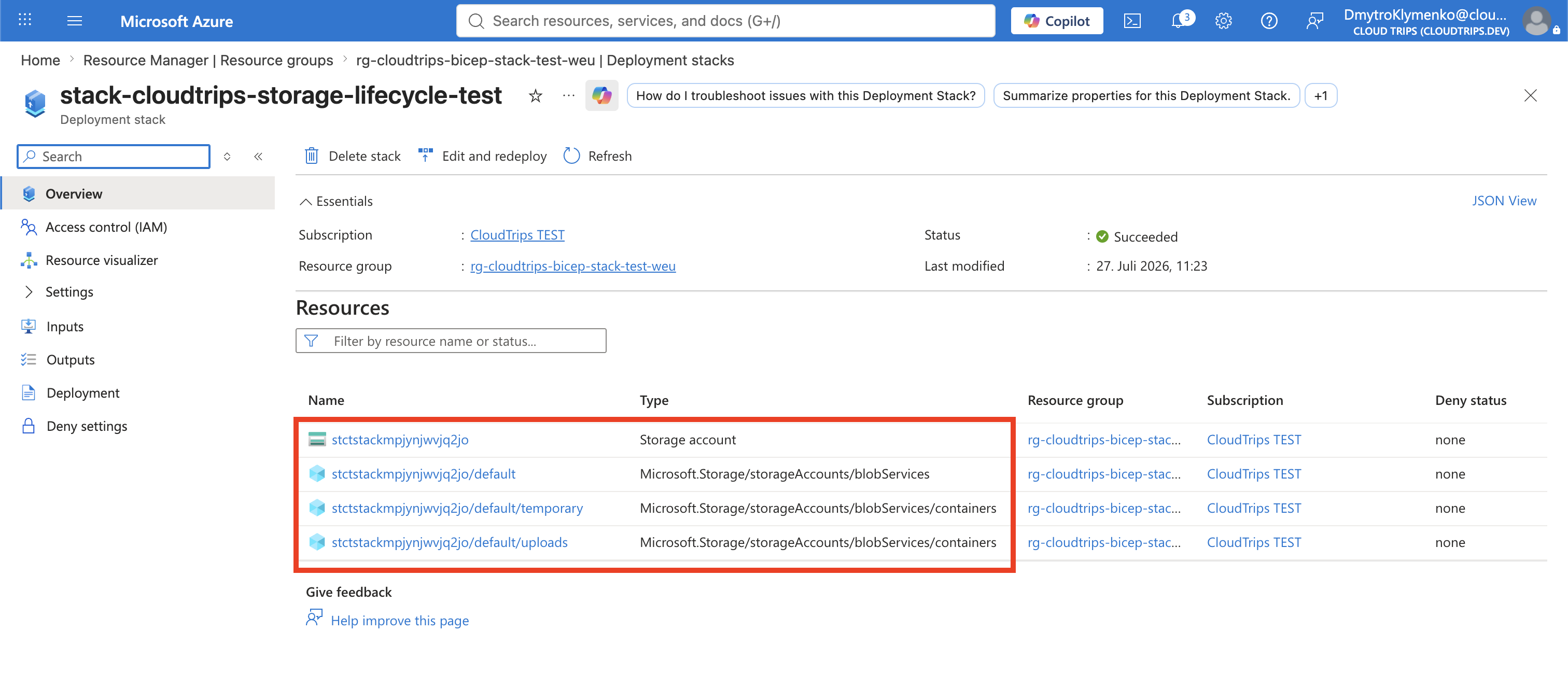 Erfolgreicher CloudTrips Deployment Stack mit dem Speicherkonto und beiden verwalteten Containern
